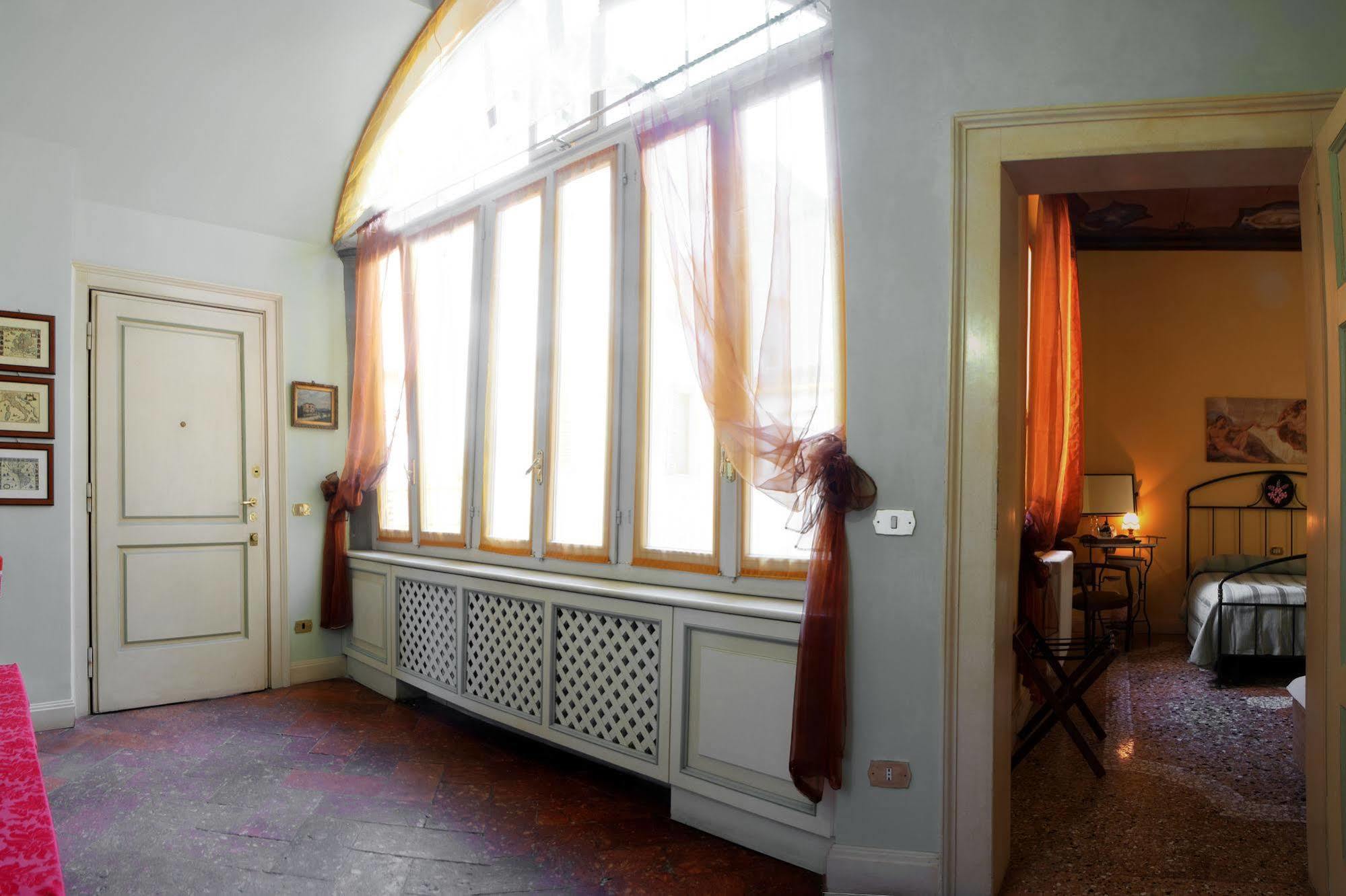 Guesthouse Alba Citta Alta Bergamo Exterior photo